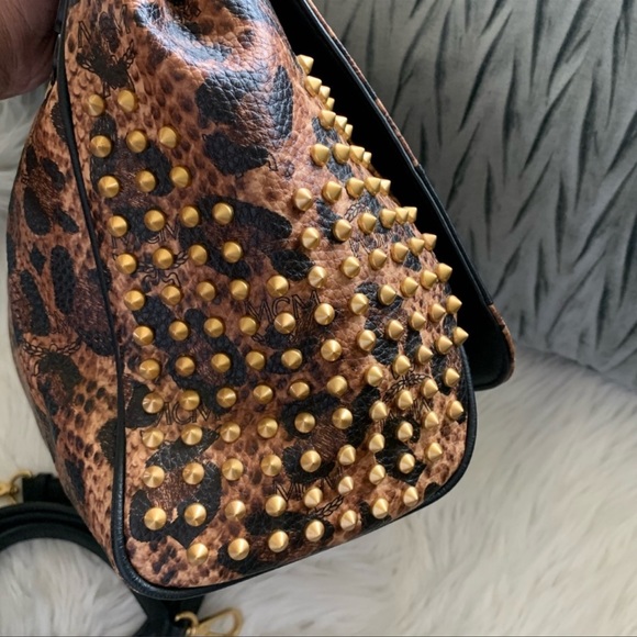 NWOT MCM limited Leopard 2 Way - Picture 3 of 16